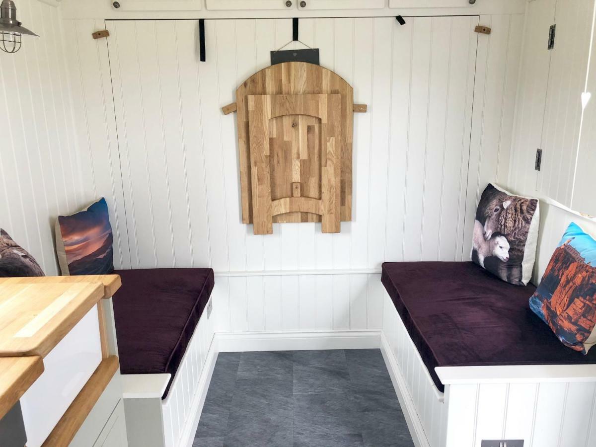 The Shepherds Hut Villa Lonmore Eksteriør billede