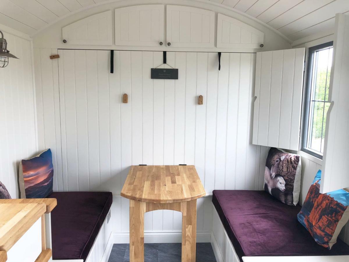 The Shepherds Hut Villa Lonmore Eksteriør billede